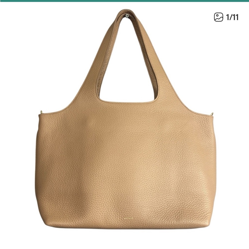 CUYANA NWOT  16” system laptop leather tote bag purse cappuccino